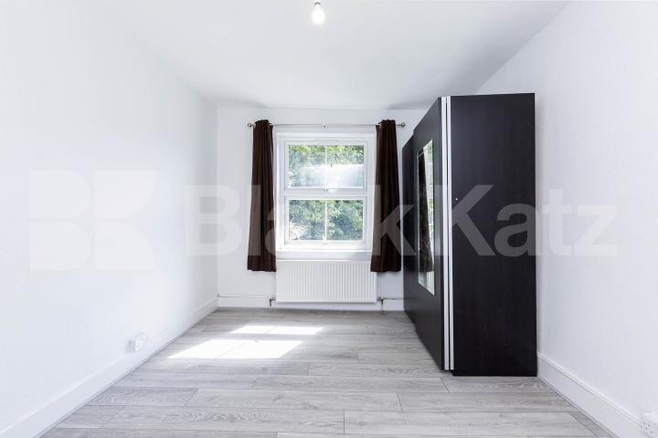 Newly refurbished 1 bedroom property close to Stoke Newington Overground Stamford Hill, Stoke Newington